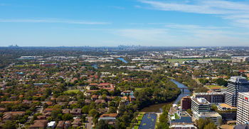 Meriton Serviced Apartments Church Street - Accommodation in Brisbane 1