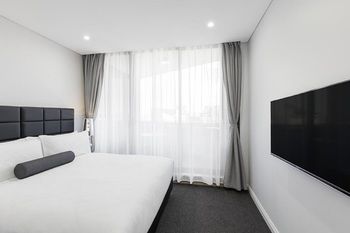 Meriton Serviced Apartments Church Street - Accommodation in Brisbane 9