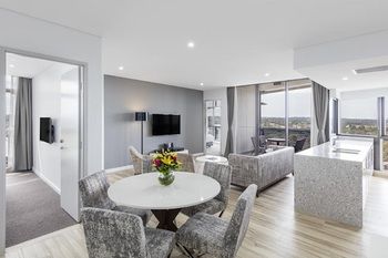 Meriton Serviced Apartments Church Street - Accommodation in Brisbane 15