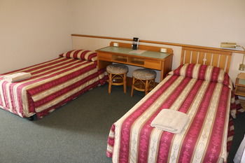 The Hermitage Motel - Accommodation in Brisbane 6