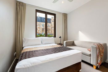 Sydney Space - Accommodation in Brisbane 15