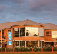 Best Western Plus Hovell Tree Inn - Accommodation in Brisbane