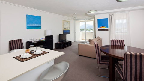 BEST WESTERN PLUS Cairns Central Apartments - Accommodation in Brisbane 2