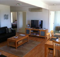 Azure Beach House - Accommodation in Brisbane