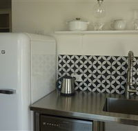 Little Holkham - Accommodation in Brisbane