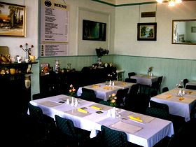 Bischoff Hotel - Accommodation in Brisbane 1