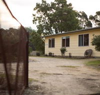 Shuckers Cottages - Accommodation in Brisbane