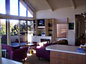 The Beach House - Freycinet - Accommodation in Brisbane 1