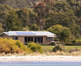 Beach And Boat Accommodation - Accommodation in Brisbane 1