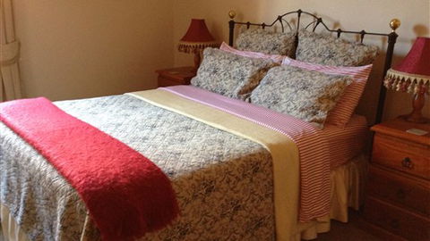 Carlyle House Rutherglen - Accommodation in Brisbane 0