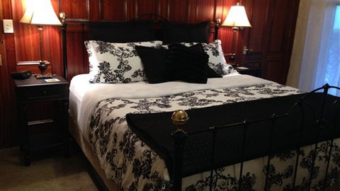 Carlyle House Rutherglen - Accommodation in Brisbane 1