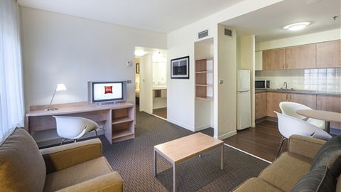 Ibis Melbourne Hotel And Apartments - Accommodation in Brisbane 1