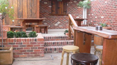 The Yarrawonga Hotel - Accommodation in Brisbane 7