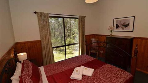 Countrywide Cottages - Accommodation in Brisbane 2