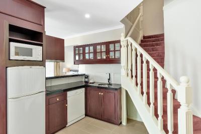 Canterbury International Hotel - Accommodation in Brisbane 2
