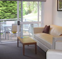 Kunala Chalet - Pinnacle Valley Resort - Accommodation in Brisbane