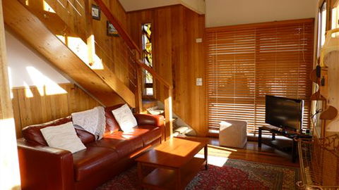 Karoonda Olive Grove Retreat At Mt Buffalo Olives - Accommodation in Brisbane 1
