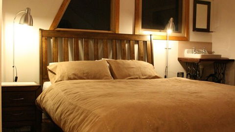 Karoonda Olive Grove Retreat At Mt Buffalo Olives - Accommodation in Brisbane 4