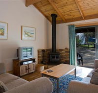Surf Coast Cabins in Aireys Inlet - Accommodation in Brisbane