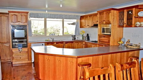 Annie's Garden Retreat - Accommodation in Brisbane 4