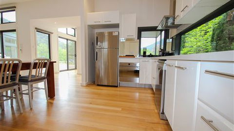 The BASE Luxury Villas - Accommodation in Brisbane 1