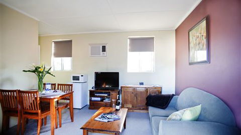 Stable On Riesling - Accommodation in Brisbane 2