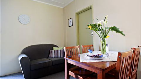 Stable On Riesling - Accommodation in Brisbane 0