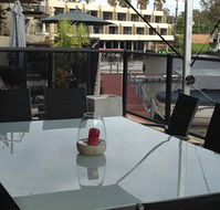Cypress Drive Townhouse - Accommodation in Brisbane