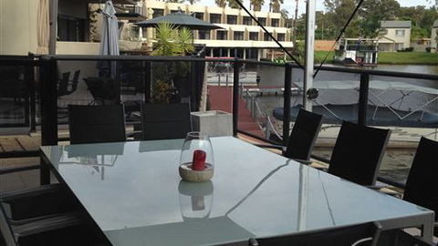 Cypress Drive Townhouse - Accommodation in Brisbane 0