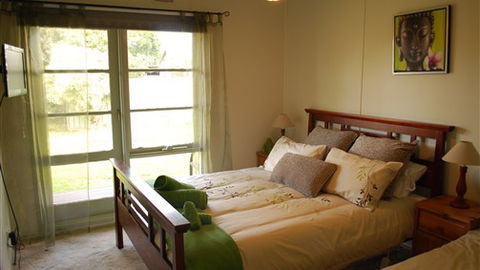 Manners In Mulwala - Accommodation in Brisbane 0