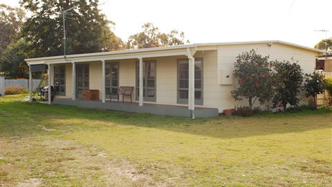 Manners In Mulwala - Accommodation in Brisbane 1