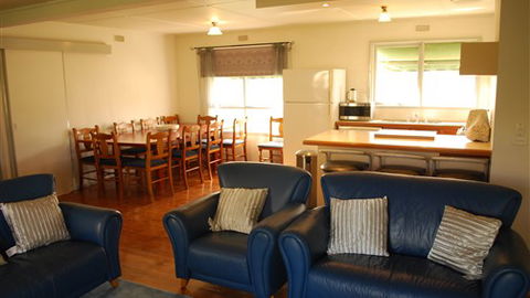 Manners In Mulwala - Accommodation in Brisbane 6