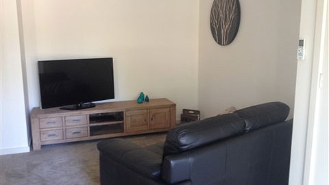 Waterview - Stoneleigh At Yarra - Accommodation in Brisbane 3