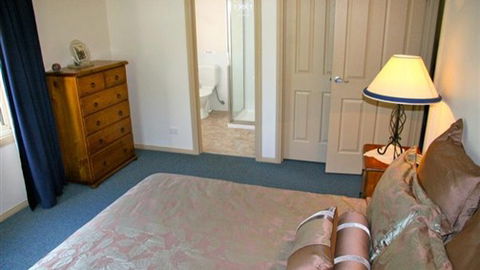 Camellia Lodge - Accommodation in Brisbane 6