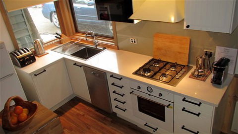 Wallace's - Crystal Creek Chalet 1 - Accommodation in Brisbane 0