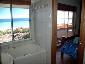 Ceduna Shelly Beach Caravan Park And Beachfront Villas - Accommodation in Brisbane 0