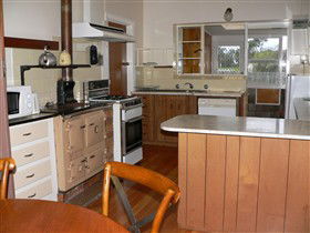 Hillocks Drive Bush Camping - Accommodation in Brisbane 3