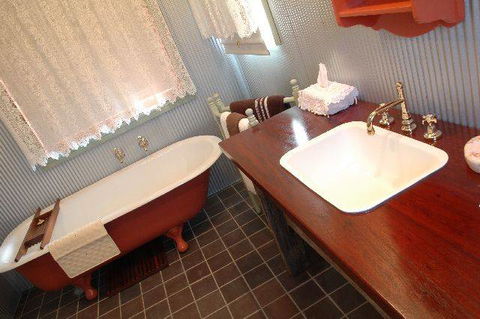 Wombat Lodge - Accommodation in Brisbane 3
