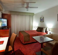 BEST WESTERN Ensenada Motor Inn  Suites - Accommodation in Brisbane