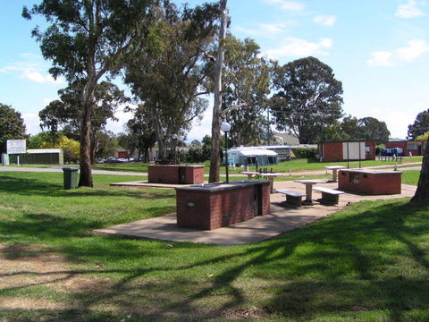 Canberra Carotel Motel & Caravan Park - Accommodation in Brisbane 1