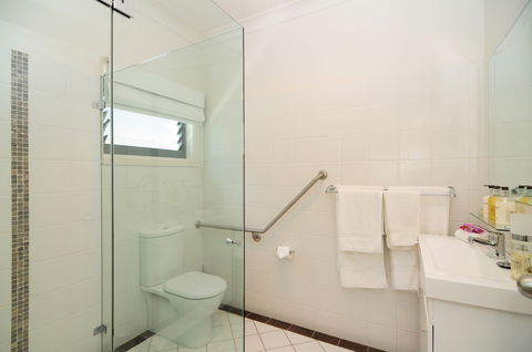CeeSpray On Owen - Accommodation in Brisbane 3