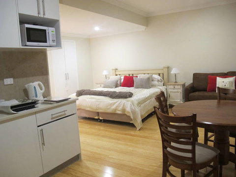 Chapel Woods Bed And Breakfast - Accommodation in Brisbane 0