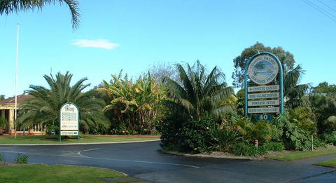 Coastal Palms Holiday Park - Accommodation in Brisbane 2