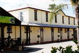 Colonial Motel - Accommodation in Brisbane 3