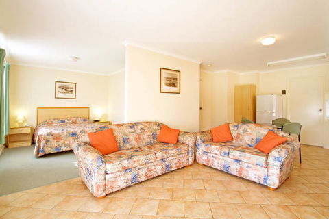 Comfort Inn & Suites King Avenue - Accommodation in Brisbane 2