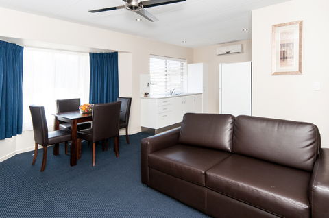 Comfort Inn & Suites Robertson Gardens - Accommodation in Brisbane 2
