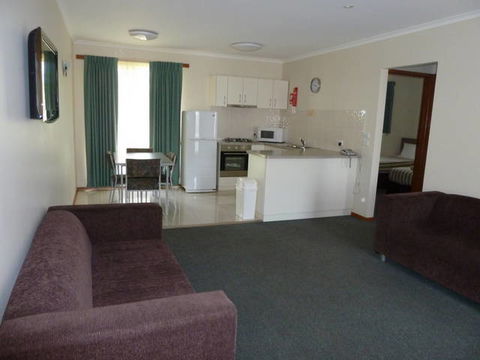 Werribee Motel & Apartments - Accommodation in Brisbane 1