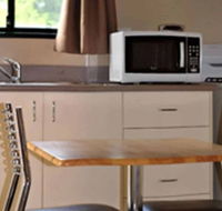 Ipswich Caravan Village - Accommodation in Brisbane