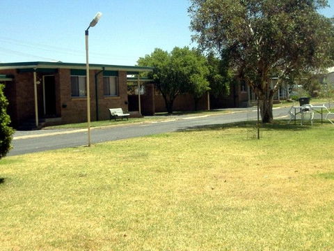 Country Club Caravan Park - Accommodation in Brisbane 1