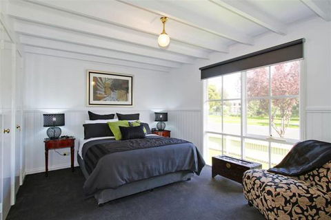 Creek Cottage Bed & Breakfast - Accommodation in Brisbane 1